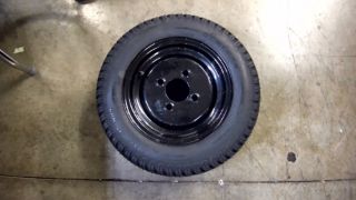 Picture of 18 Drive Tire with Rim